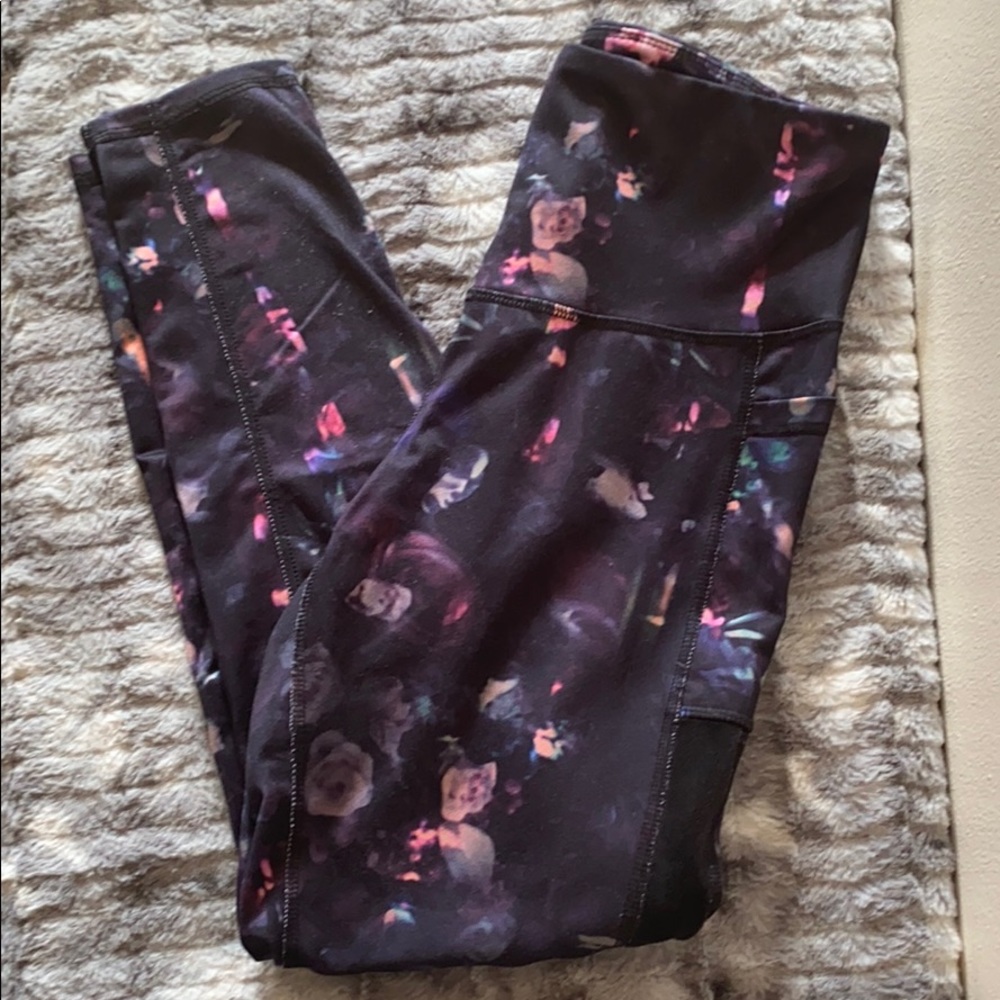 Champion Workout Leggings with Flower Print Size Medium